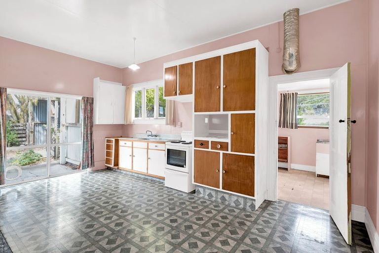 Photo of property in 111 Princes Street, Waikari, 7420