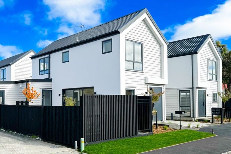 Photo of property in 6/10 Surrey Street, Linwood, Christchurch, 8062