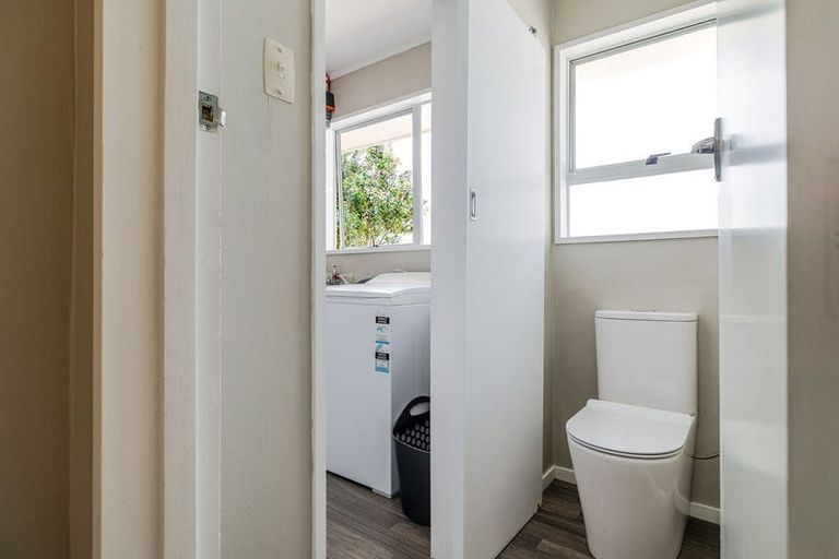 Photo of property in 56 Stillwater Place, Westbrook, Palmerston North, 4412