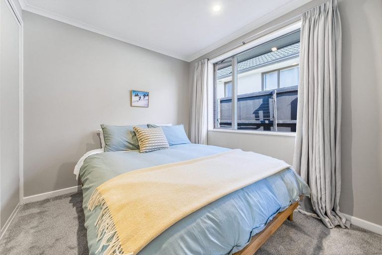 Photo of property in 2a Gilbert Place, Sydenham, Christchurch, 8023