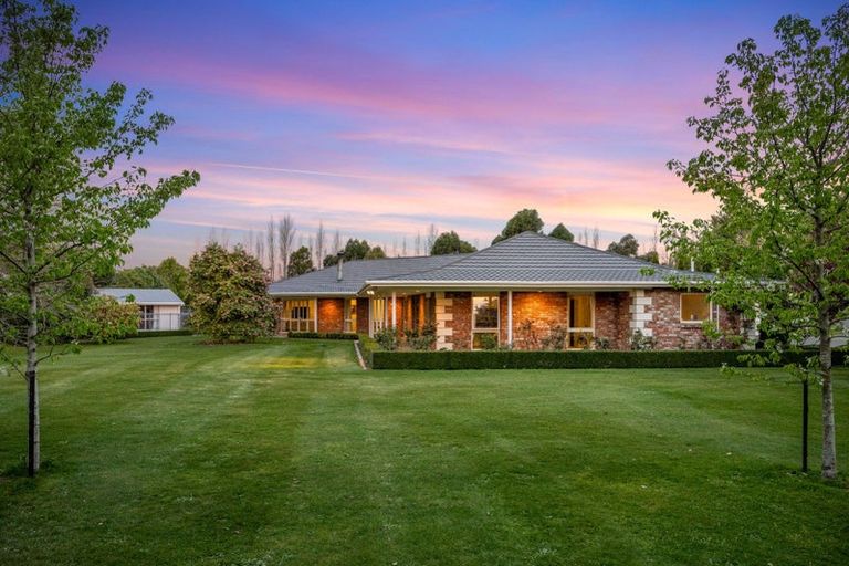 Photo of property in 86 Stanleys Road, Harewood, Christchurch, 8051