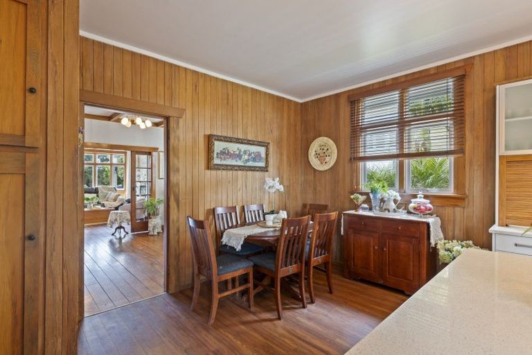 Photo of property in 25 Mclean Street, Strandon, New Plymouth, 4312