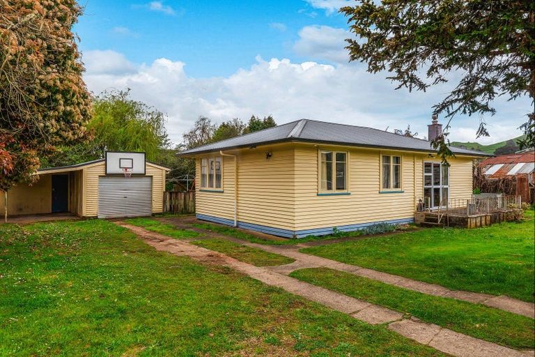 Photo of property in 5 Leese Street, Taumarunui, 3920
