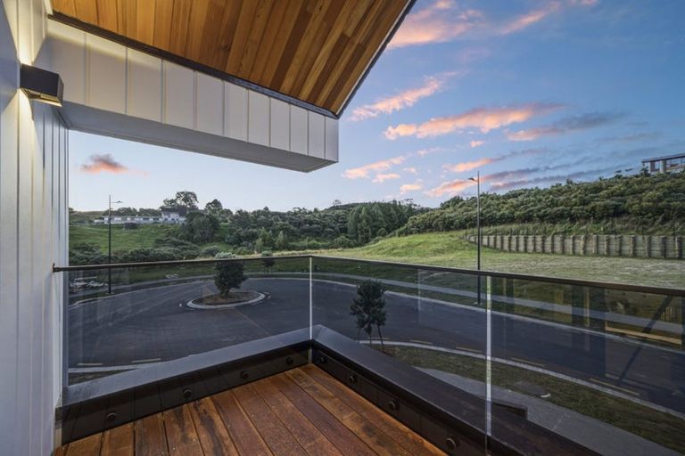 Photo of property in 59 Streamview Way, Long Bay, Auckland, 0630