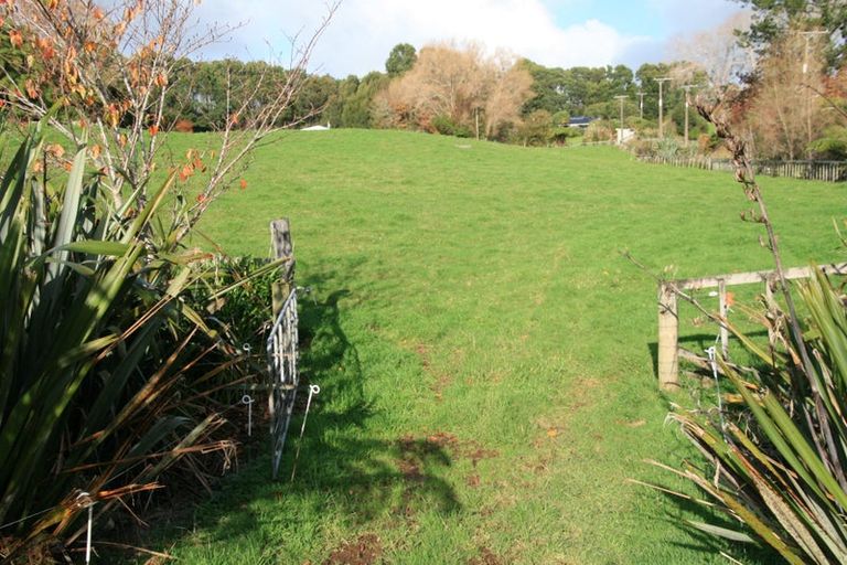 Photo of property in 562 Frankley Road, Hurworth, New Plymouth, 4371