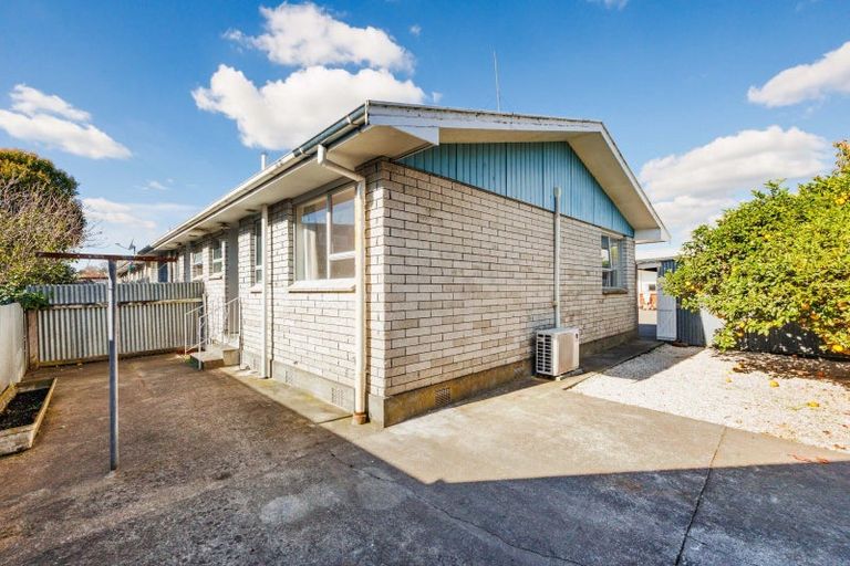 Photo of property in 8 Kiwi Court, Roslyn, Palmerston North, 4414
