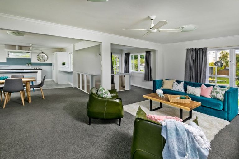 Photo of property in 263a Henderson Valley Road, Henderson, Auckland, 0612