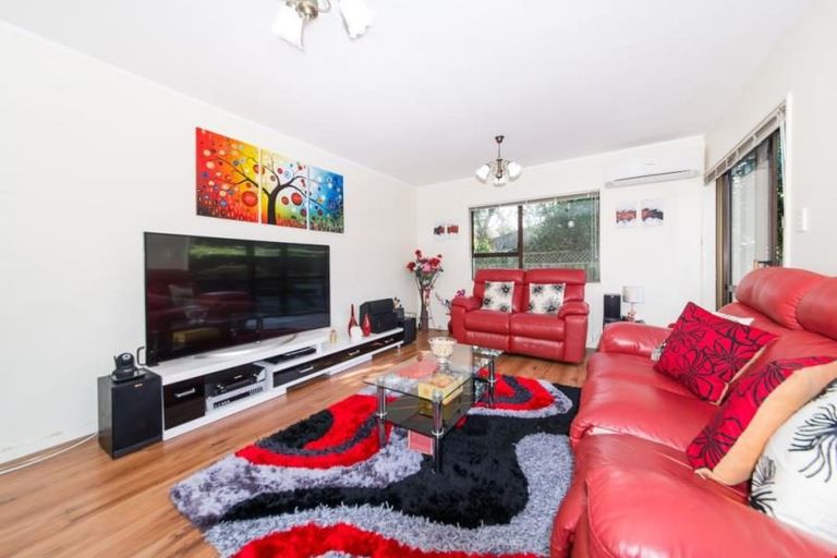 Photo of property in 4/278 Birkdale Road, Birkdale, Auckland, 0626