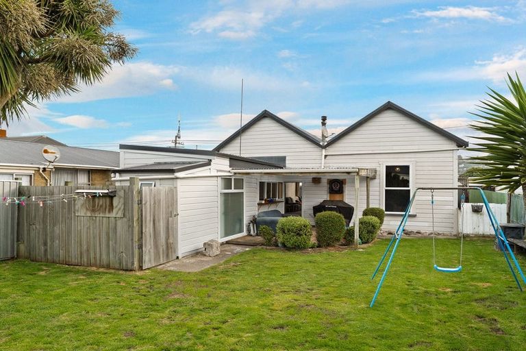 Photo of property in 43 Plunket Street, Saint Kilda, Dunedin, 9012
