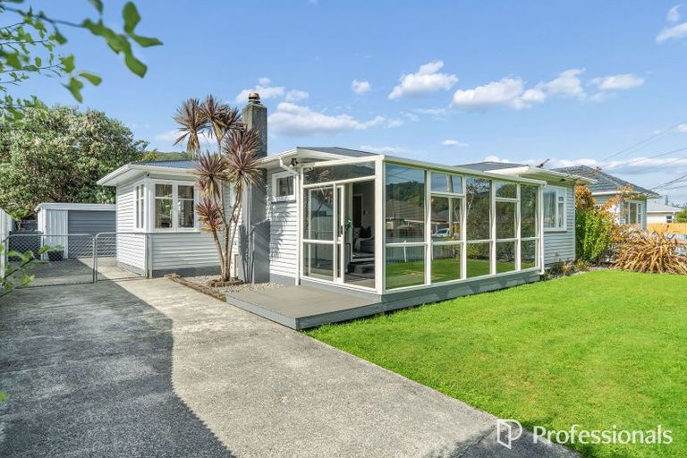 Photo of property in 34 Donnelley Drive, Wainuiomata, Lower Hutt, 5014