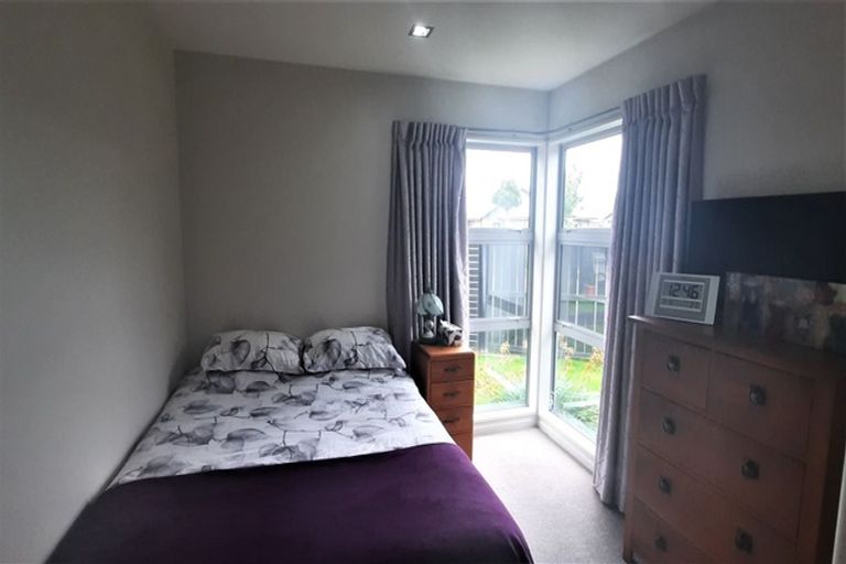 Photo of property in 2 Millpark Place, Northwood, Christchurch, 8051