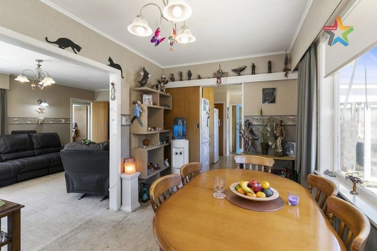 Photo of property in 33 Meremere Street, Wainuiomata, Lower Hutt, 5014