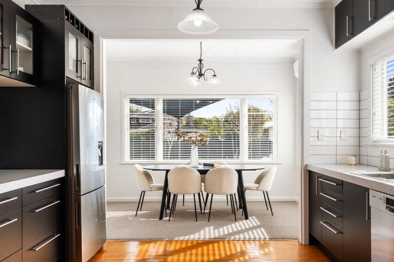 Photo of property in 87 Avondale Road, Greenmeadows, Napier, 4112