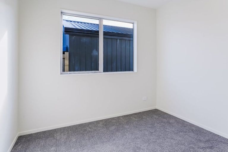 Photo of property in 37 Horokaka Street, Massey, 0614