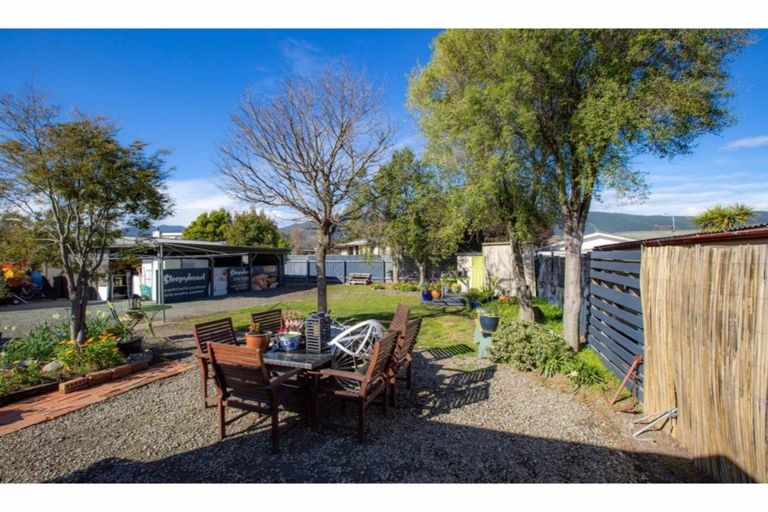 Photo of property in 291 Nayland Road, Stoke, Nelson, 7011