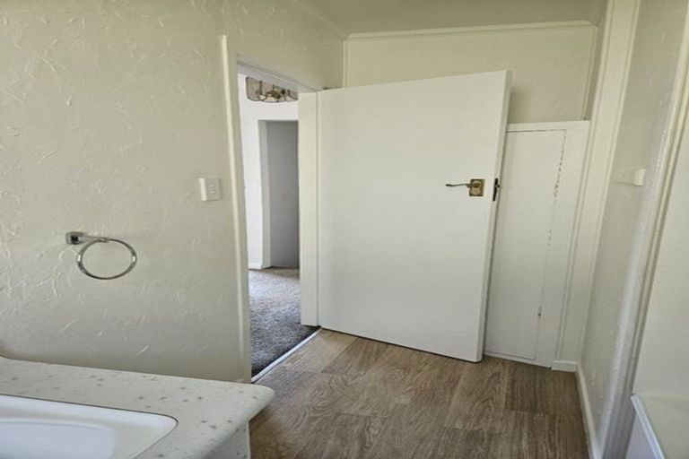 Photo of property in 63a Tannadyce Street, Strathmore Park, Wellington, 6022