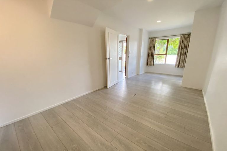 Photo of property in 36 Murvale Drive, Bucklands Beach, Auckland, 2014