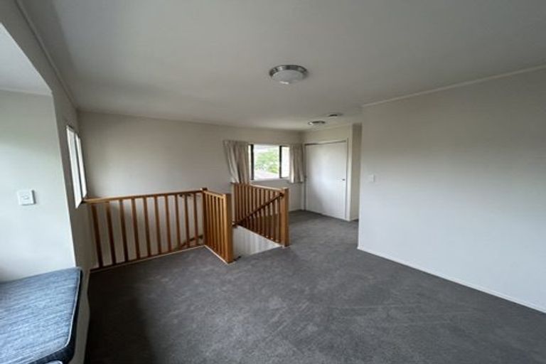 Photo of property in 3/8 Solana Court, Botany Downs, Auckland, 2010