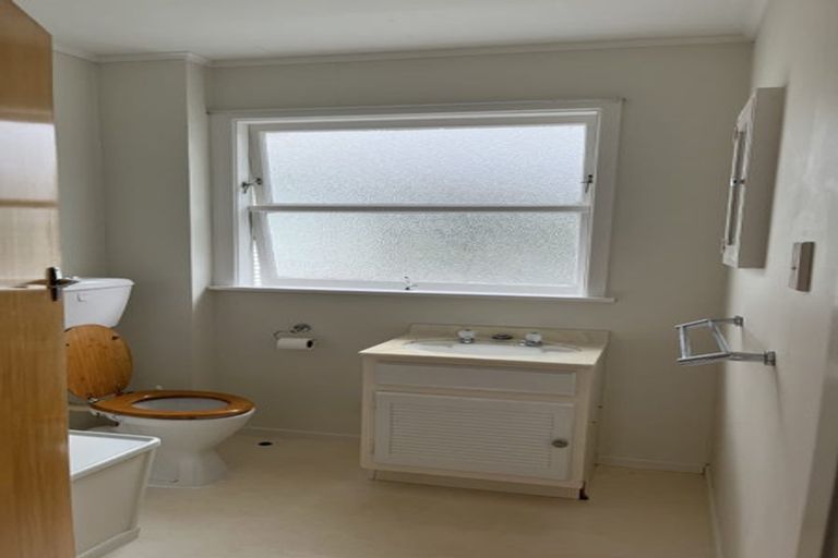 Photo of property in Capulet Flats, 48c Merton Street, Trentham, Upper Hutt, 5018
