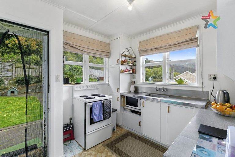 Photo of property in 52 Kowhai Street, Wainuiomata, Lower Hutt, 5014