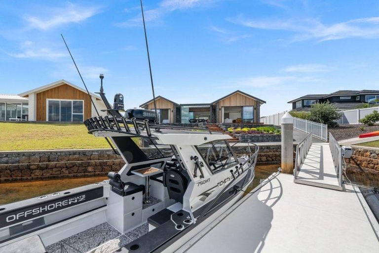 Photo of property in 49 Stace Hopper Drive, One Tree Point, 0118