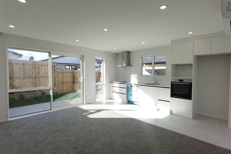 Photo of property in 5a Cronshaw Road, Karaka, Papakura, 2113