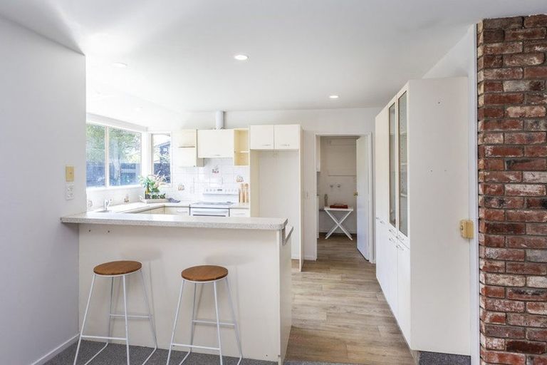 Photo of property in 1/12 Bevin Place, Bryndwr, Christchurch, 8053