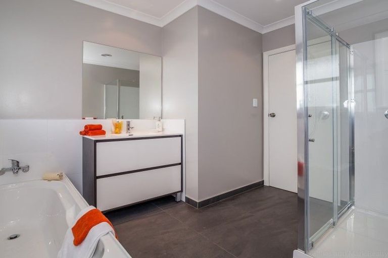 Photo of property in 5 Fortune Lane, Trentham, Upper Hutt, 5018