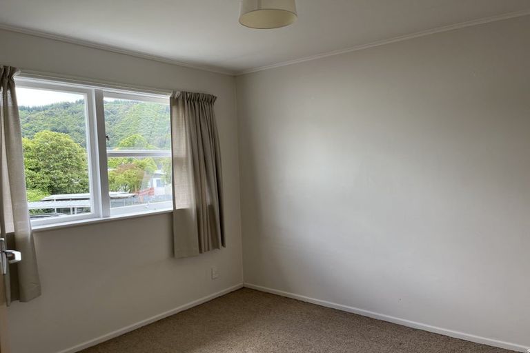 Photo of property in Capulet Flats, 48c Merton Street, Trentham, Upper Hutt, 5018