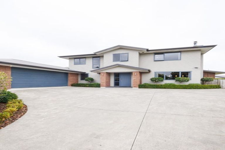 Photo of property in 18 Oak Crescent, Ashhurst, 4810