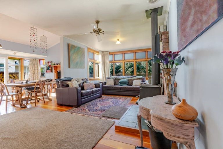 Photo of property in 62 Kent Street, Carterton, 5713