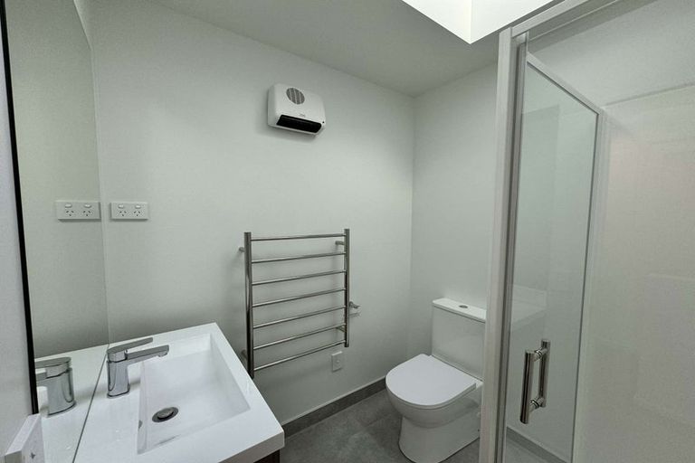 Photo of property in 2/504 Armagh Street, Linwood, Christchurch, 8011