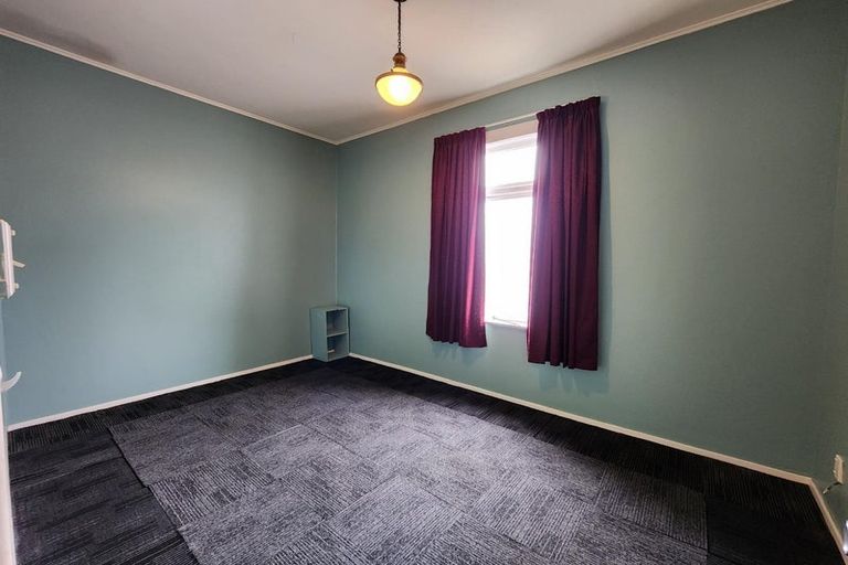 Photo of property in 40 Pirie Street, Mount Victoria, Wellington, 6011