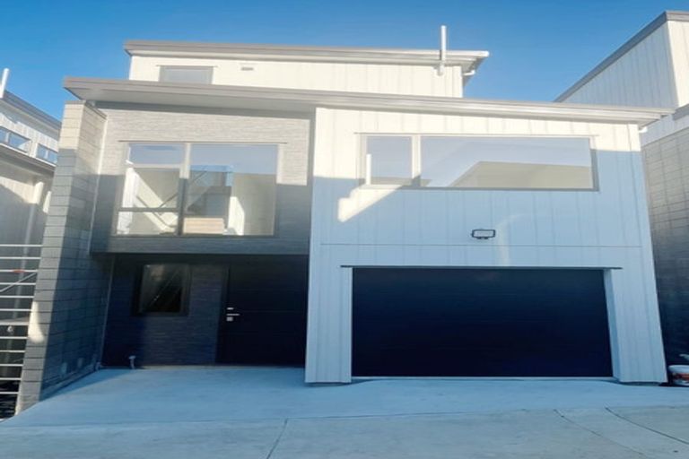 Photo of property in 9b Glamorgan Drive, Torbay, Auckland, 0630