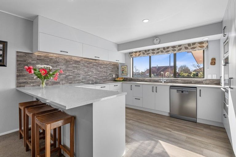 Photo of property in 11 Kahurangi Drive, Lynmore, Rotorua, 3010