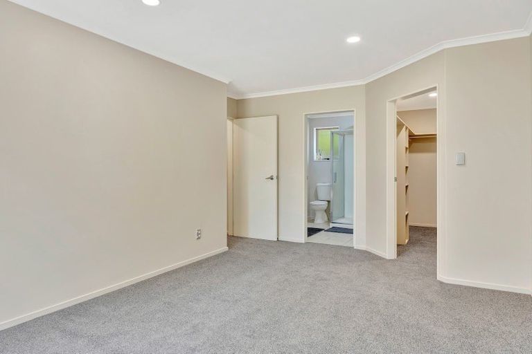 Photo of property in 31 Caversham Drive, Rototuna, Hamilton, 3210