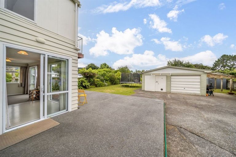Photo of property in 15 Poole Crescent, Wainuiomata, Lower Hutt, 5014