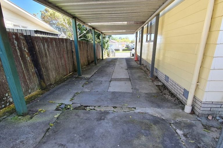 Photo of property in 57 Ferndown Avenue, Papatoetoe, Auckland, 2025