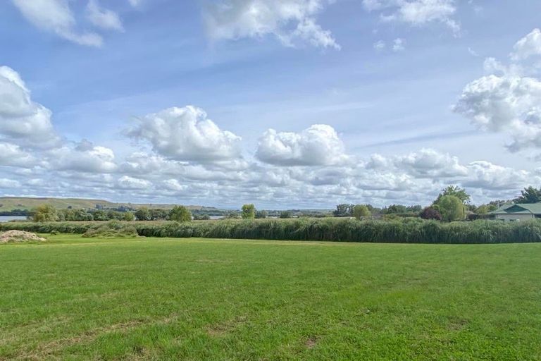 Photo of property in 4 Whare Roto Drive, Waipukurau, 4282