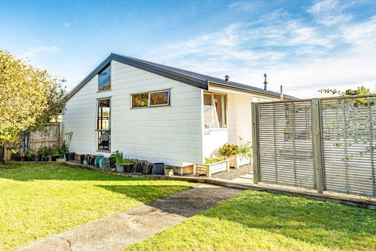 Photo of property in 15 Banks Place, Tawhero, Whanganui, 4501