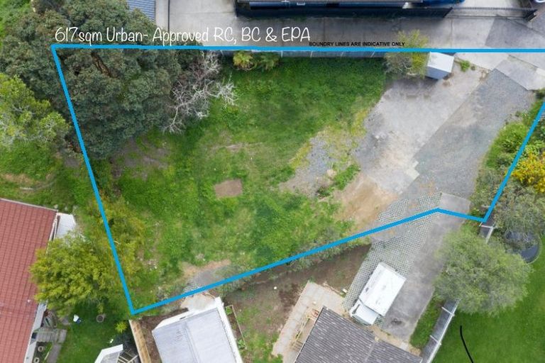 Photo of property in 63d Harrington Road, Henderson, Auckland, 0610