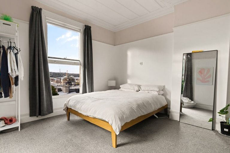 Photo of property in 6 Heriot Row, Dunedin Central, Dunedin, 9016