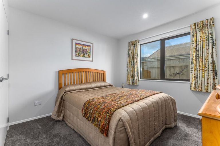 Photo of property in 4 Kaiwaru Place, Waikanae, 5036