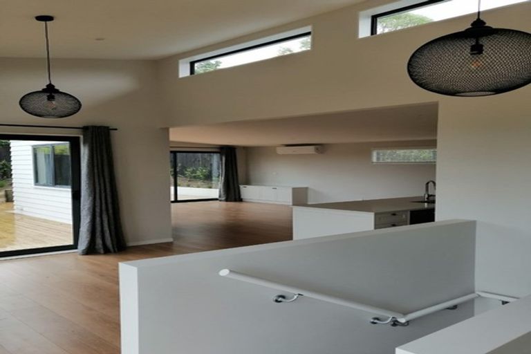 Photo of property in 142a Glamorgan Drive, Torbay, Auckland, 0630