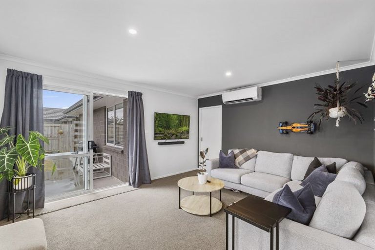 Photo of property in 8 Kanapa Close, Papamoa, 3118