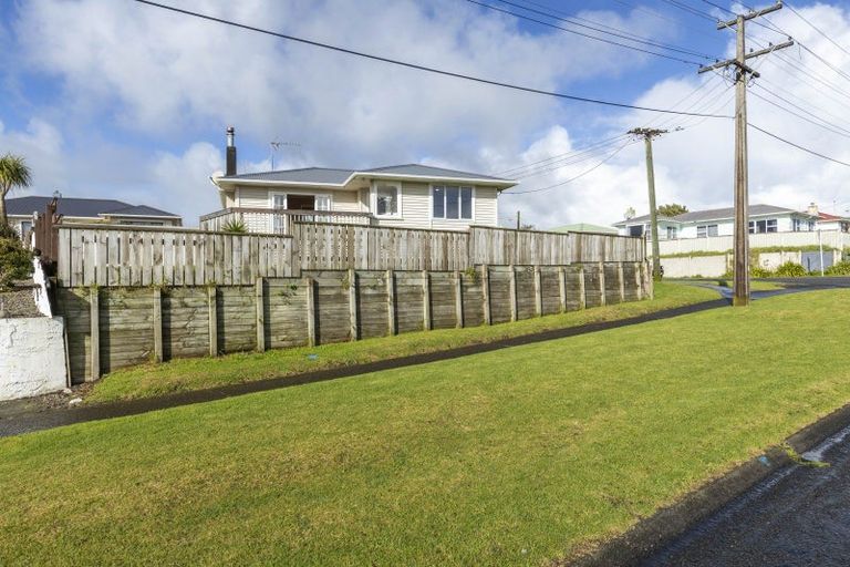 Photo of property in 2 Watene Crescent, Waitara, 4320