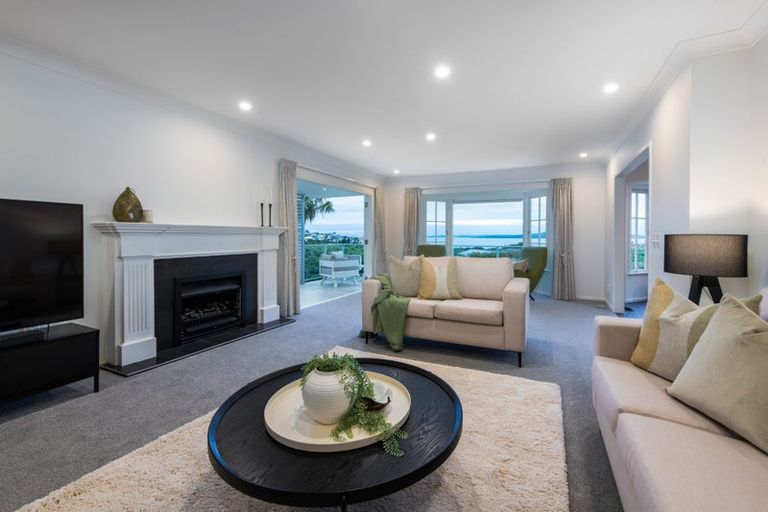 Photo of property in 107 East Coast Road, Castor Bay, Auckland, 0620