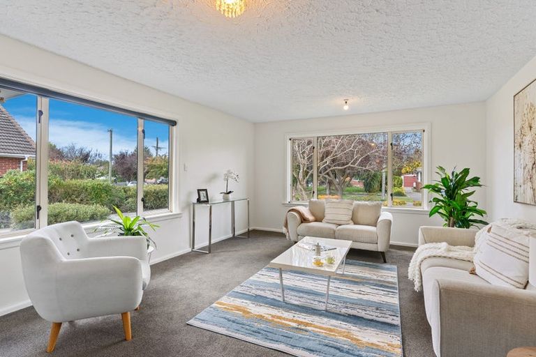 Photo of property in 39 Charlcott Street, Burnside, Christchurch, 8053