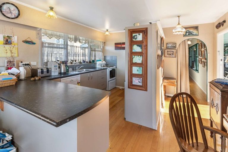 Photo of property in 102 Newcastle Road, Dinsdale, Hamilton, 3204