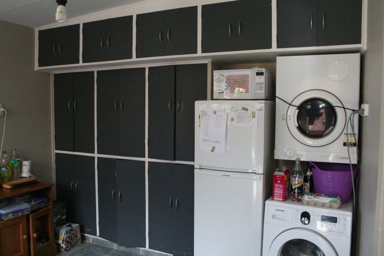 Photo of property in 4 Howard Street, Mount Cook, Wellington, 6021